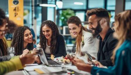 客户关系管理系统与CRM系统的融合表达