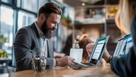 CRM手机端应用推荐